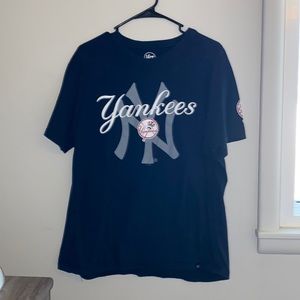NY Yankees tee